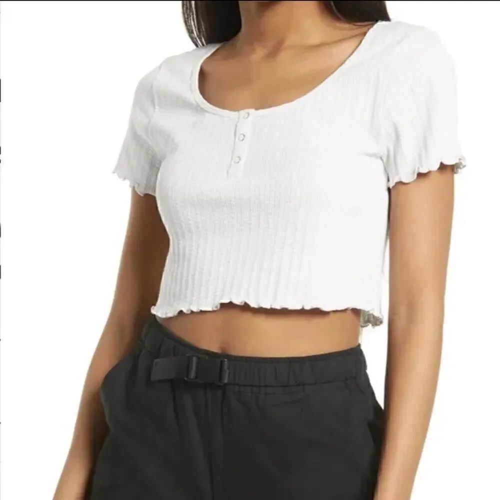 BP | Pointelle Rib Crop Henley